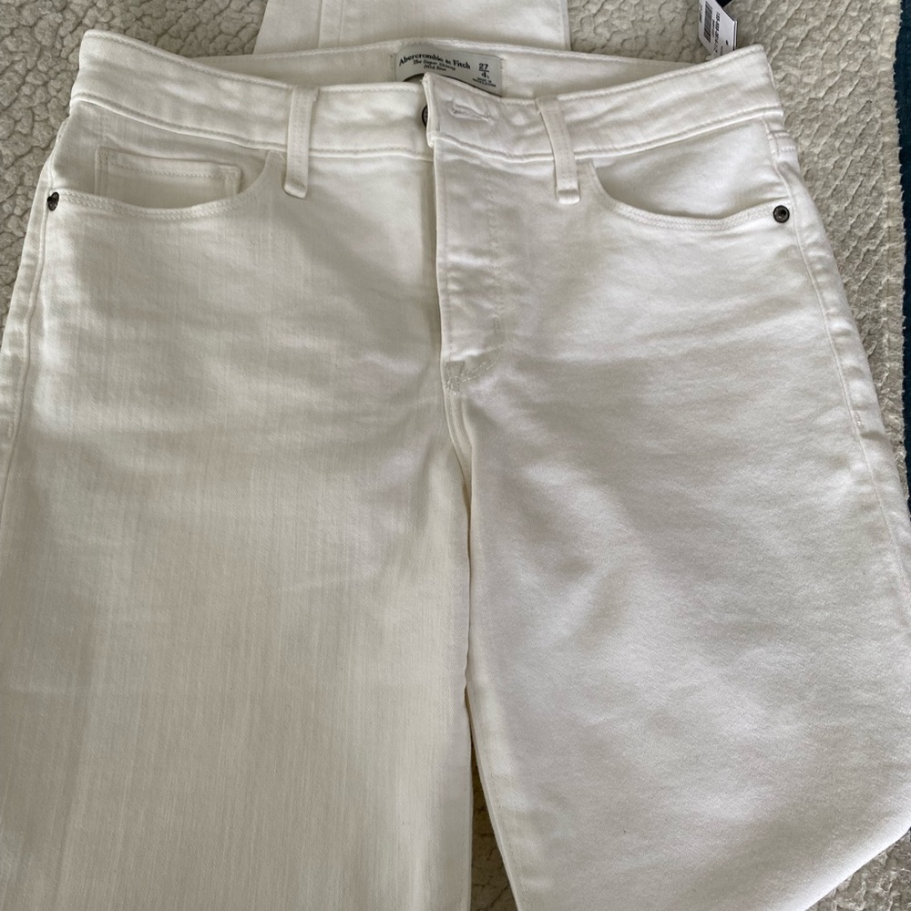 ABERCROMBIE & FITCH the super skinny mid rise NWT white denim